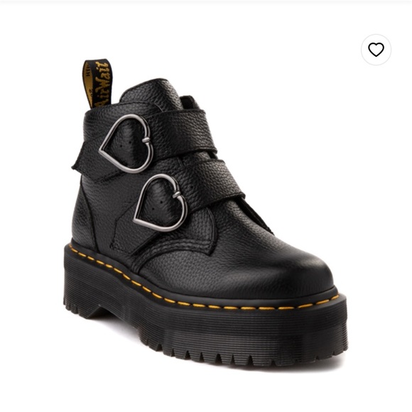 Dr. Martens Devon Hearts Quad Boot - Picture 1 of 2